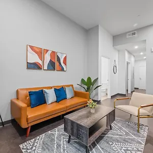 Apartment In Pittsburgh's Cultural District By Frontdesk, Pittsburgh
